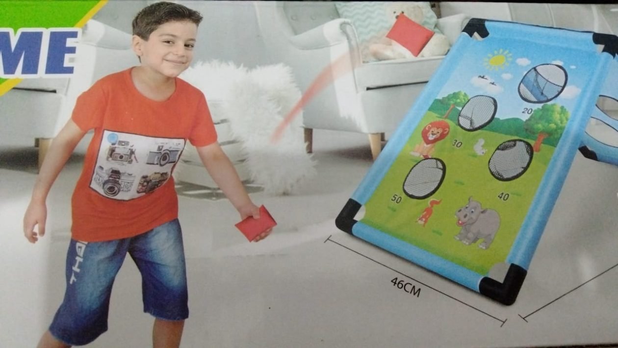 Jeu De Lancer Pour Enfants,Jeu De Lancer De Balles Avec Support De Cible Et 6 Balles Pour Enfants Et Adultes,Jeu De Lancer De Sacs De Linge - Buy