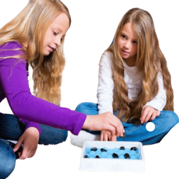 Jeu d’échecs magnétique avec pièces imitation pierre sur échiquier en bois